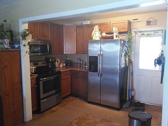 New Appl,Floor,cab/counters