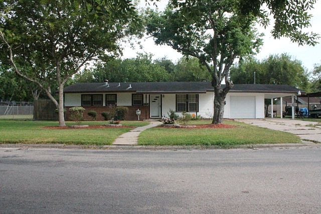 1st image of 1510 Meadowview Dr