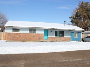 811 Fisk Ave, Parma, ID 83660