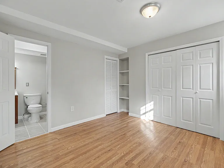 9625 Lindenbrook St — Photo 2