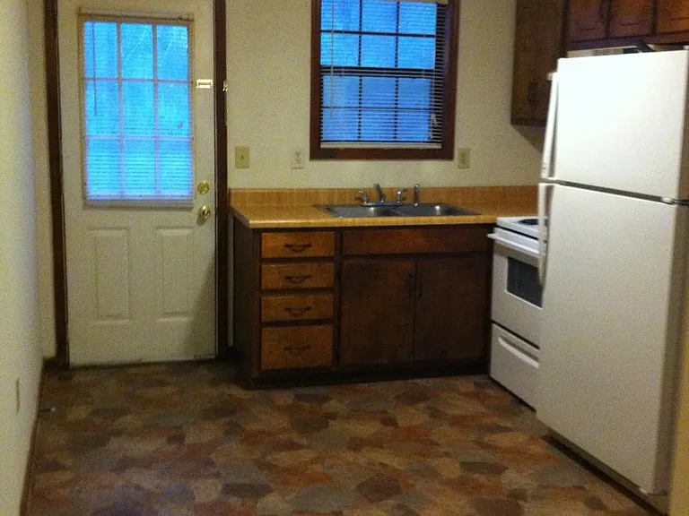 109 Jay Ln #A — Photo 7