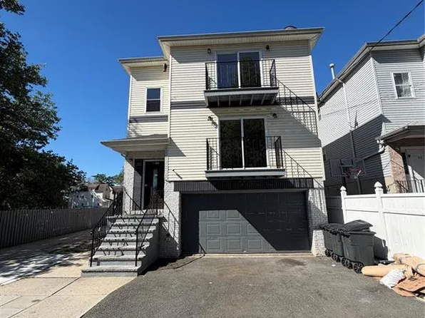 66 Montclair Ave, Newark, NJ 07104