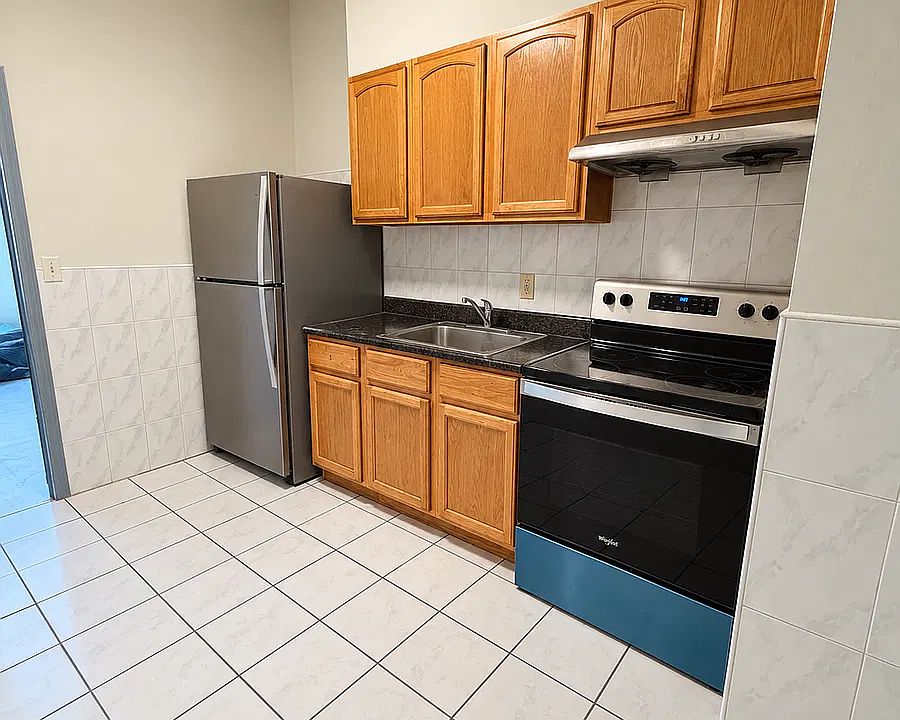 1st image of 358 Snyder Ave #1