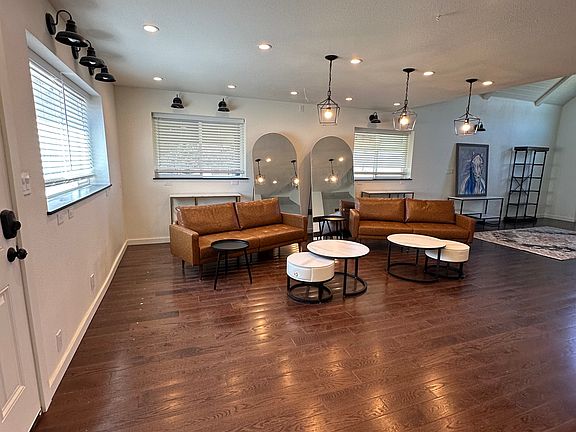 4th image of 225 Prospect Dr #B