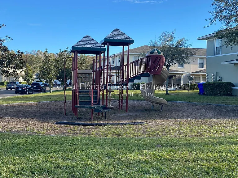 2076 Cypress Bay Blvd — Photo 26