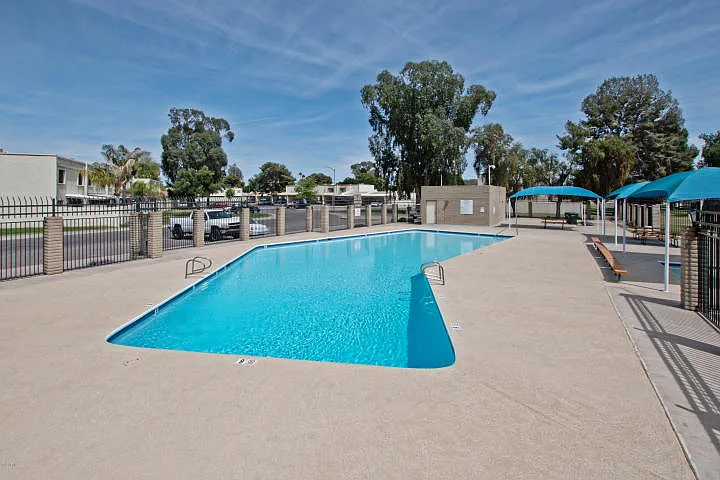 2616 W Joan De Arc Ave — Photo 11