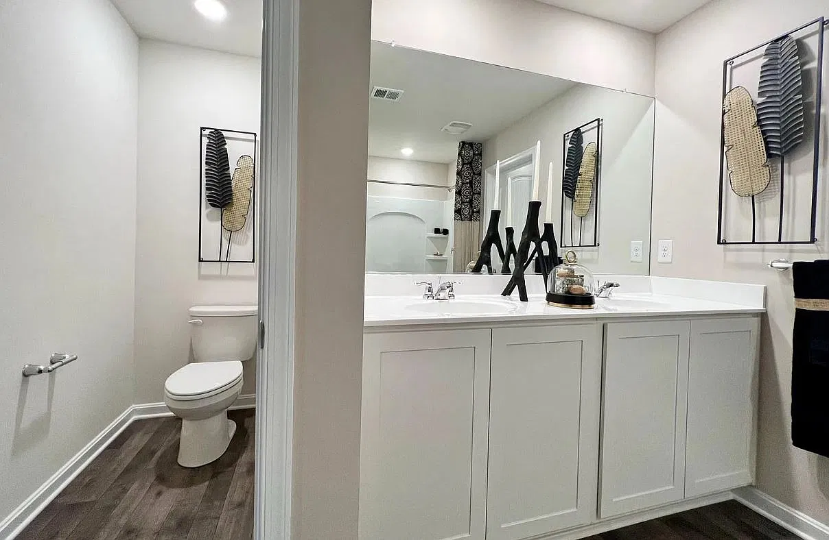 4 bed, 2.5 bath, 1953 sqft, $3,095 — Photo 3