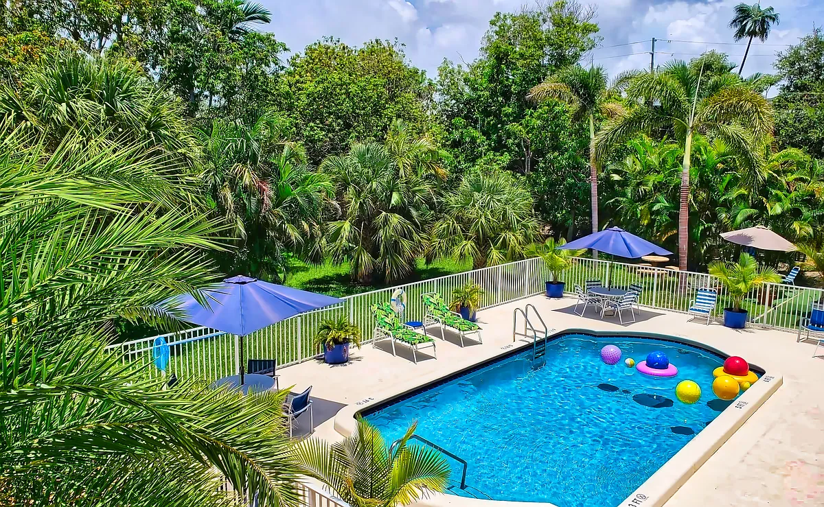 Pool adjacent to BBQ area - 727 SE 15th St