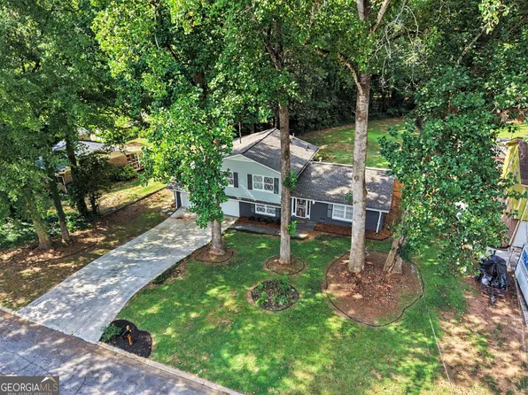 3960 Wedgefield Cir, Decatur, GA 30035