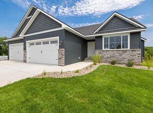 7761 Gunner Dr, Clear Lake, MN 55319