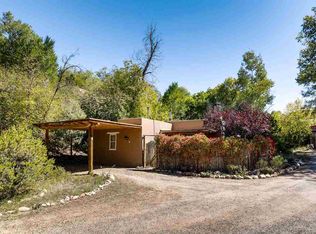 4 White Boulder Ln, Santa Fe, NM 87506