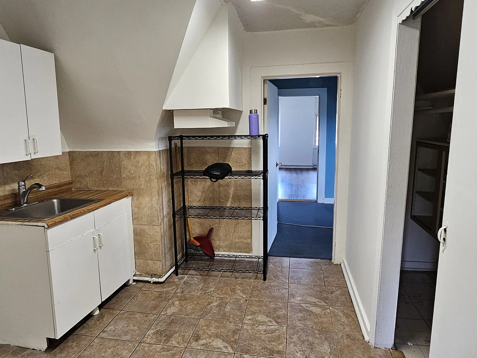 2 bed, 950 sqft, $1,400 — Photo 1