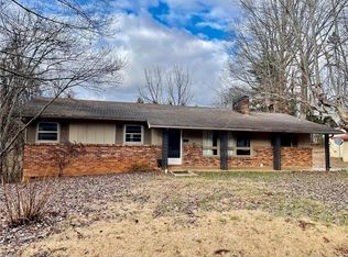 160 W Robin Rd, Elkin, NC 28621