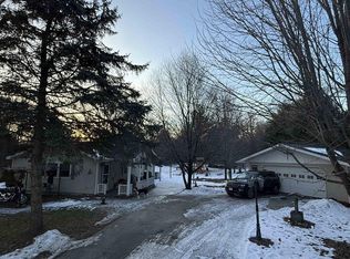 607 West WHISPERING CIRCLE, Redgranite, WI 54970