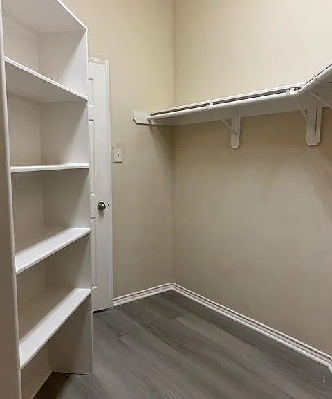 20218 Benton Springs Ln — Photo 2