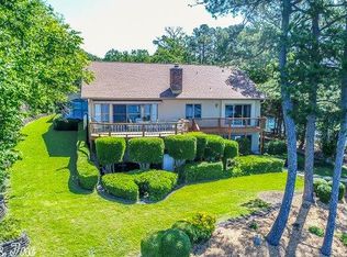 3 Salvatierra Cir, Hot Springs Village, AR 71909