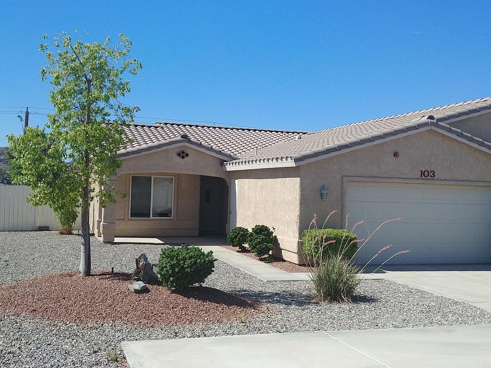 1st image of 3052 Shoshone Dr Unit 103