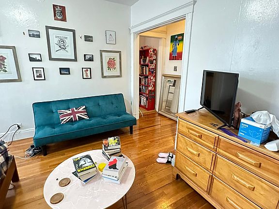 3rd image of 32 Sidlaw Rd #31