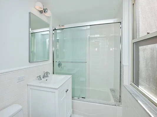 Sold by Sotheby's International Realty | media 17