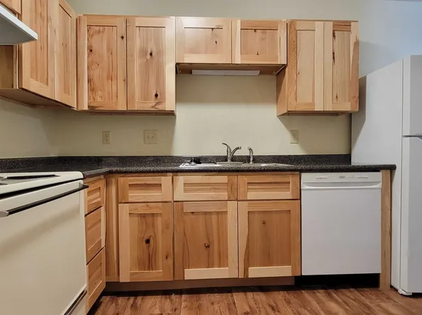 Buffalo Apartments (Bison Terrace), 101-103 Johnson Dr APT 203-103, Buffalo, MO 65622