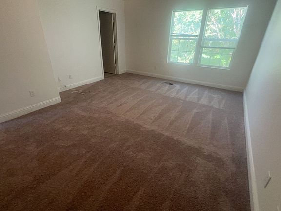 5th image of 133 Pyramid Ct