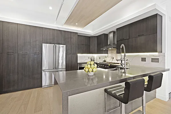 Rented by Compass | media 10