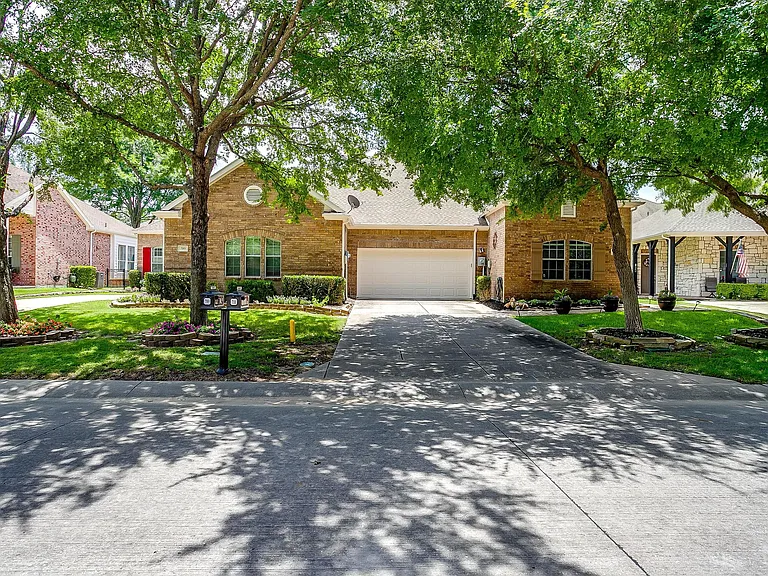 709 Scenic Ranch Cir — Photo 39