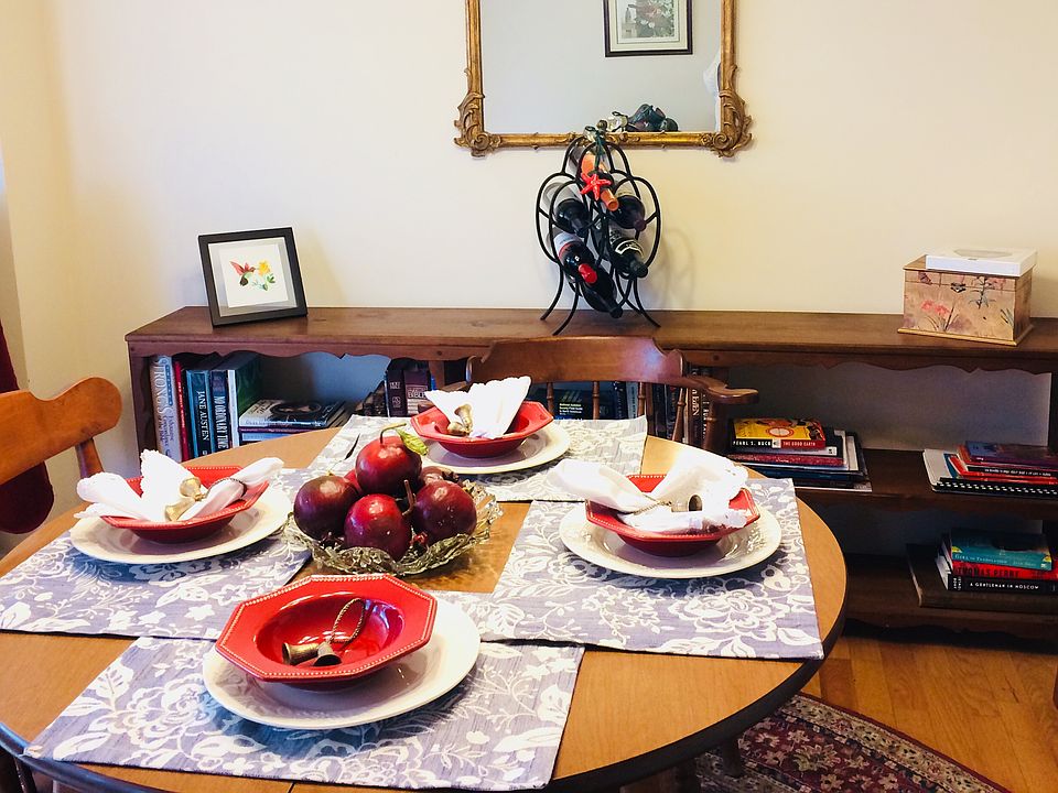 Eat-in area