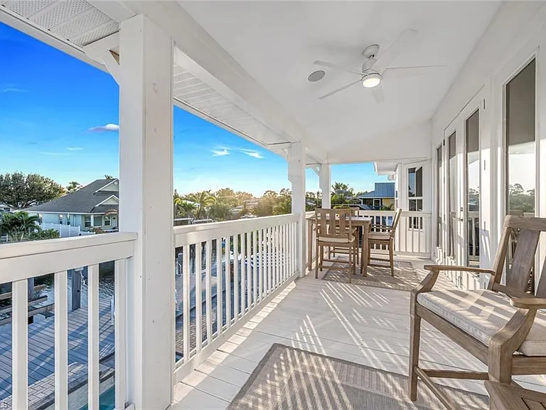 2736 Gulfview Dr — Photo 19