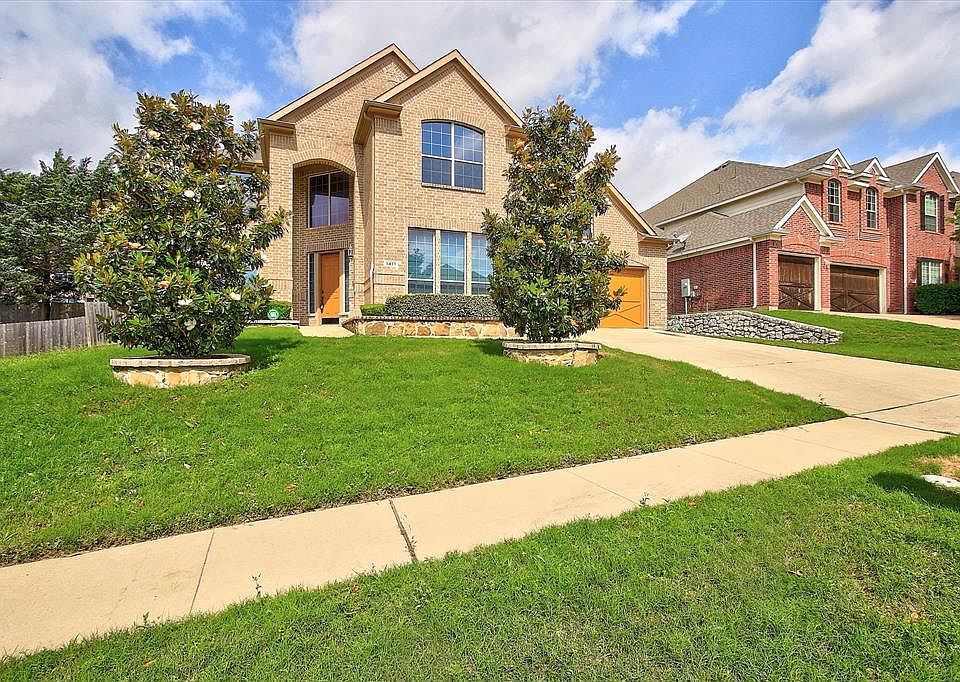 1st image of 1411 Delta Dr