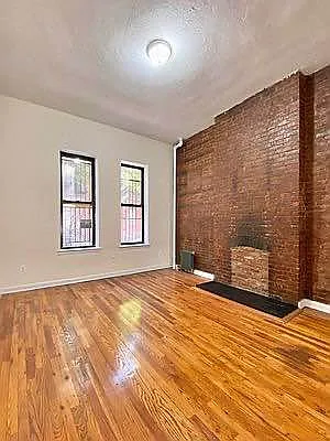 Rented by Waverly Realty Associates | media 1