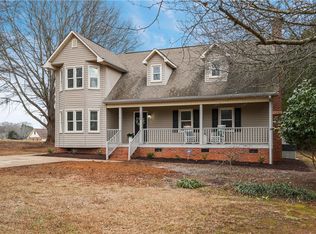 1509 Crestview Rd, Easley, SC 29642