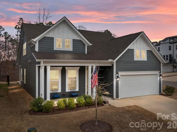 131 Reids Cove Dr, Mooresville, NC 28117