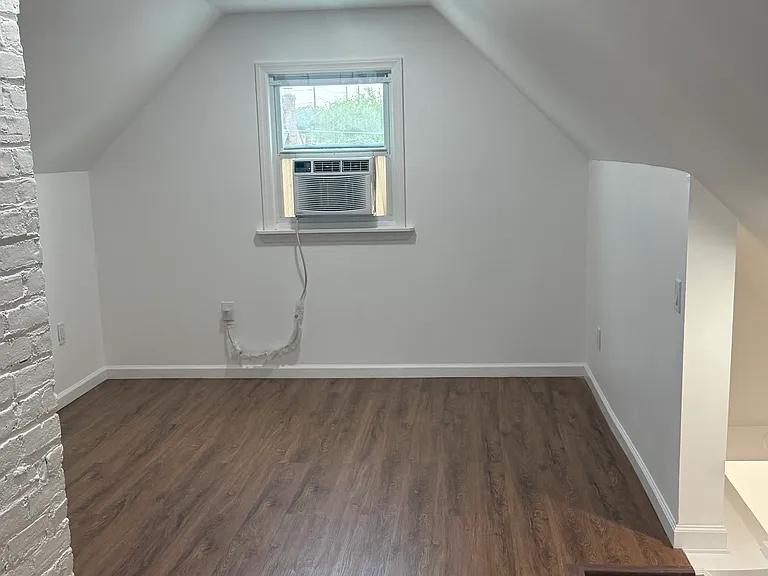 492 Madeline Ave #2 — Photo 24