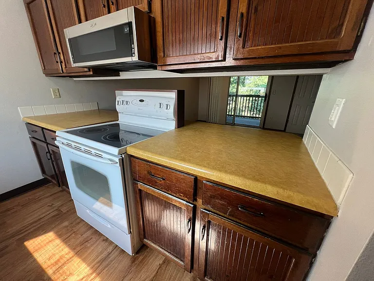 3222 Lincoln Way #7 — Photo 8