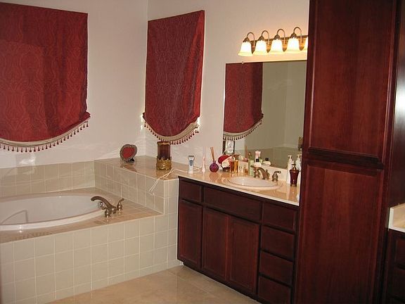 5th image of 1828 San Andres Dr