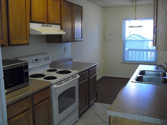 Kitchen/breakfast nook