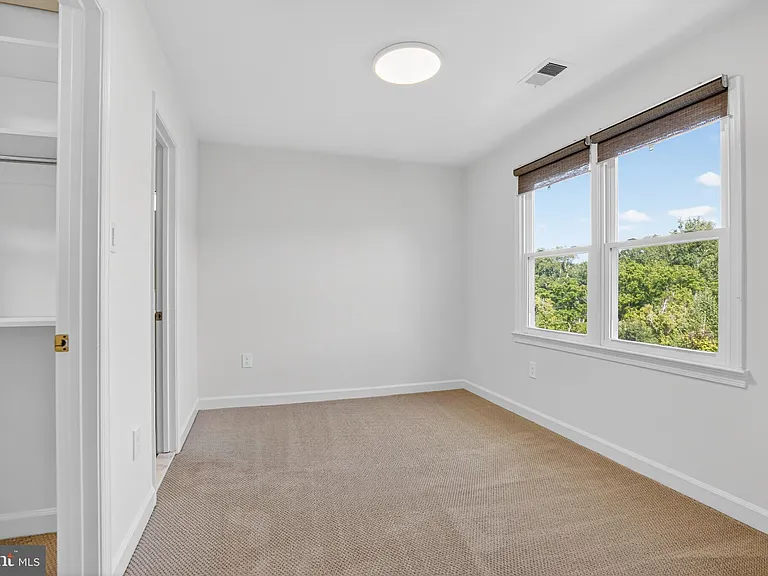 7705 Zulima Ct — Photo 18