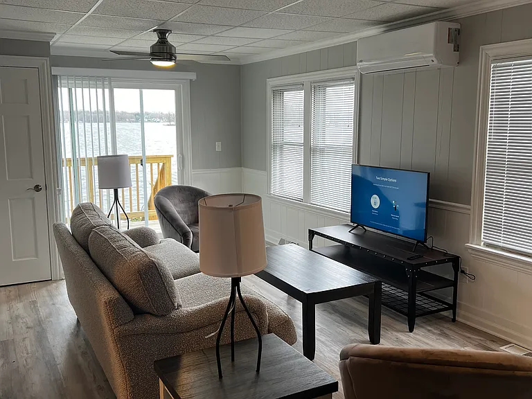163 Eagle Point Rd #2 — Photo 2