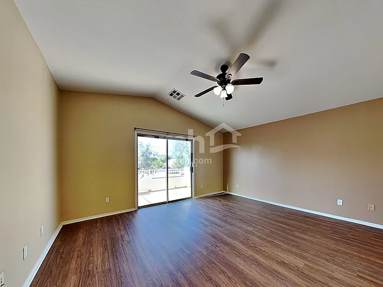 10143 W Preston Ln — Photo 11