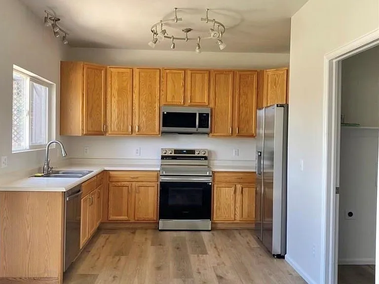 3824 S Kirk Way — Photo 5