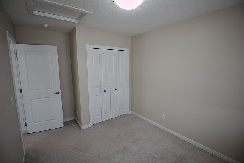 Edmonton House for rent - 3 Bedrooms — photo 23