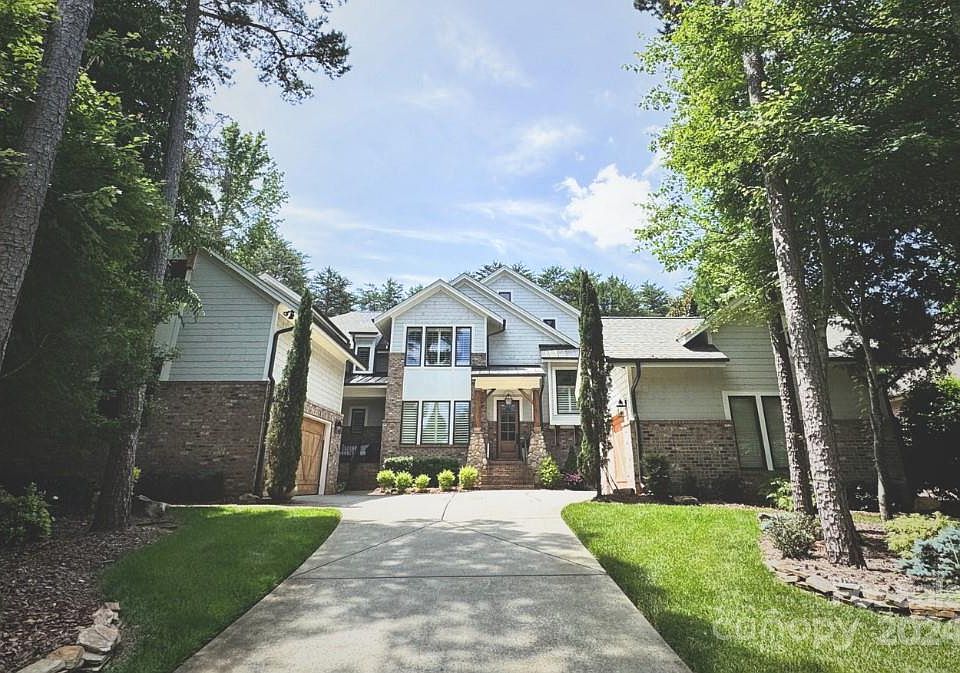 1st image of 983 Wessington Manor Ln