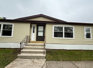 231 Blackthorn Rd, Matteson, IL 60443