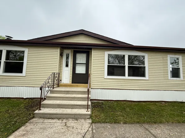 231 Blackthorn Rd, Matteson, IL 60443