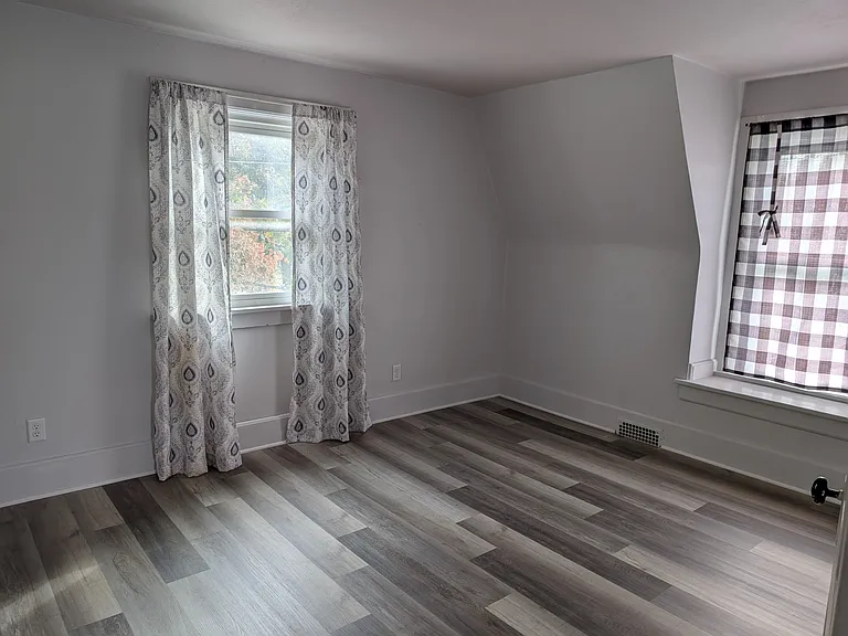 312 Harrison Ave — Photo 17