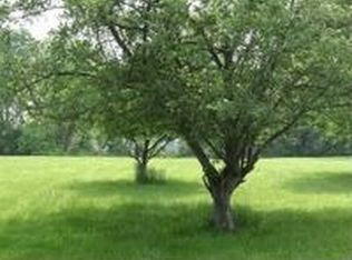 2820 Comfort St, West Bloomfield, MI 48323