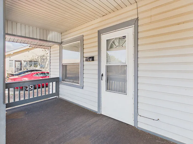 612 SW 17th Ave #B — Photo 4