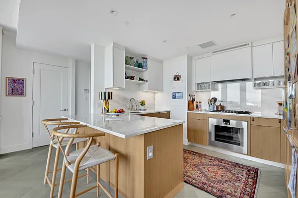 Rented by Dwell Residential Inc | media 3