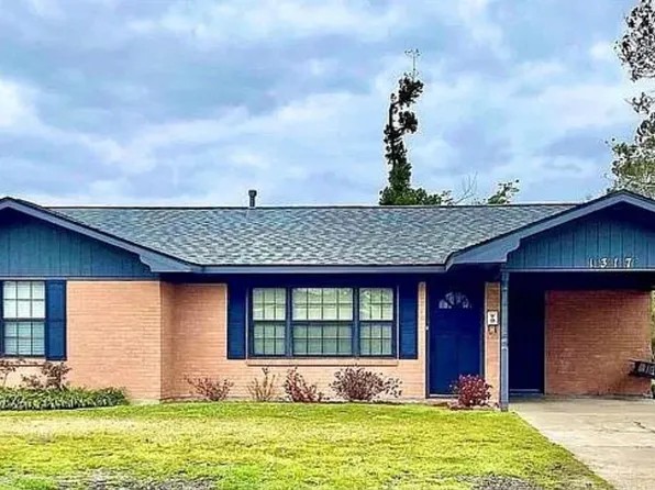 1317 N Elton Ct, Lake Charles, LA 70607